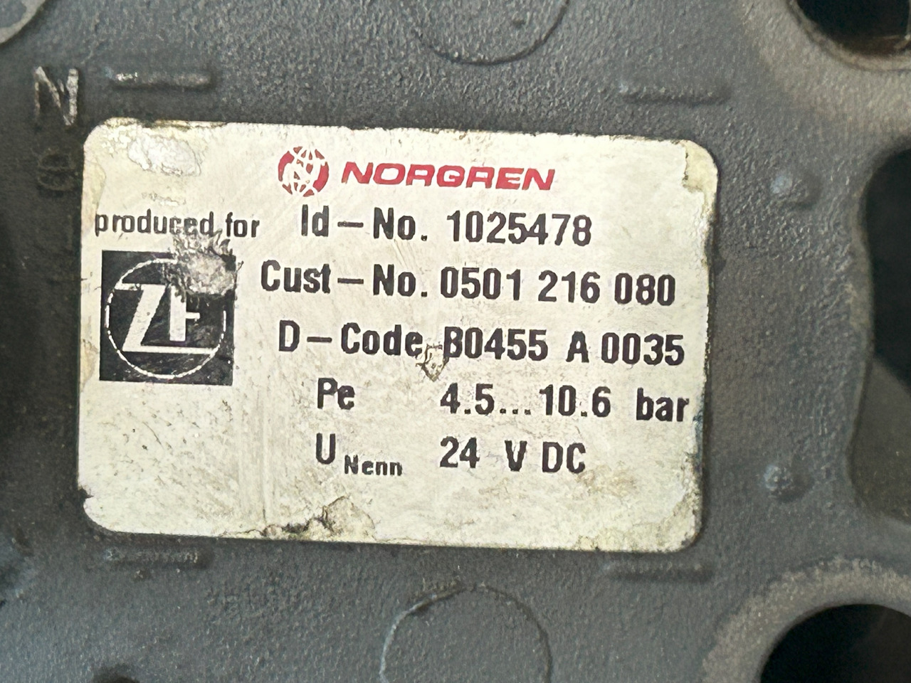 DAF XF 105 MECHATRONIC VALVE - Caja de cambios y piezas: foto 5 DAF XF 105 MECHATRONIC VALVE - Caja de cambios y piezas: foto 5