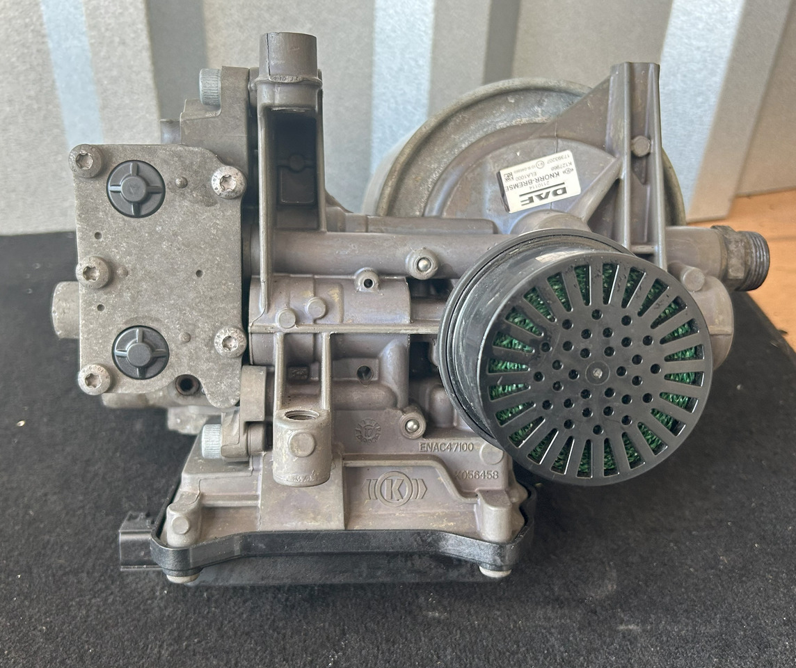 DAF XF 106 480 APU KIT ZEL2100 2027747 ( ELA1000 + AE6000) - Válvula de freno: foto 5 DAF XF 106 480 APU KIT ZEL2100 2027747 ( ELA1000 + AE6000) - Válvula de freno: foto 5