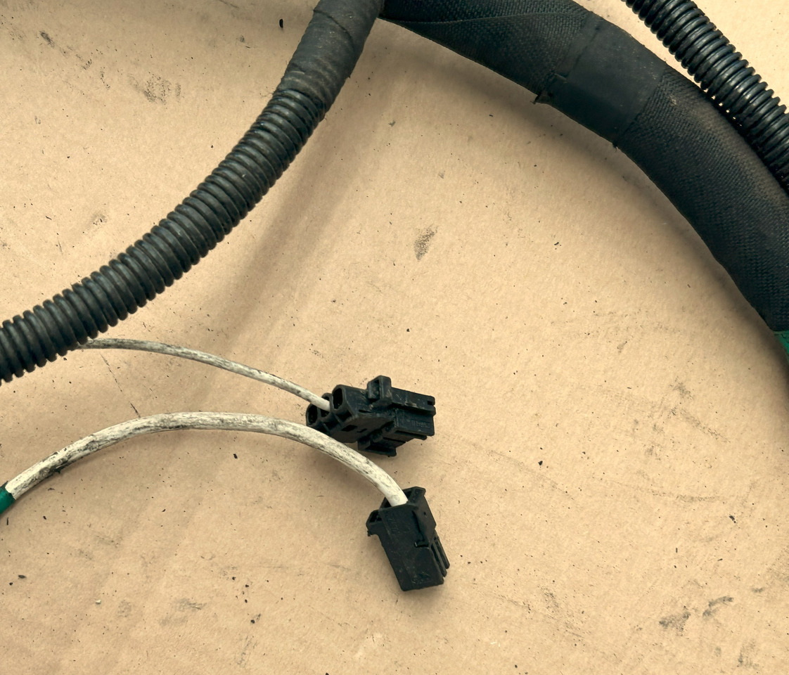 DAF XF 106 CHASSIS MAIN ELECTRICAL HARNESS - Cables/ Alambres: foto 4 DAF XF 106 CHASSIS MAIN ELECTRICAL HARNESS - Cables/ Alambres: foto 4