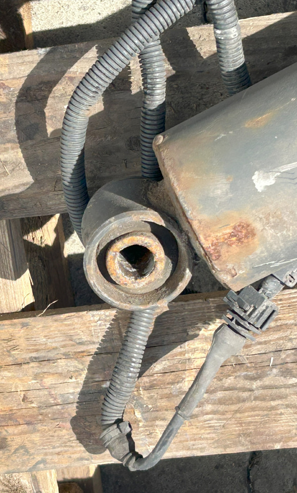 MERCEDES ACTROS MP4 SUSPENSION SHOCK ABSORBER - Amortiguadores: foto 4 MERCEDES ACTROS MP4 SUSPENSION SHOCK ABSORBER - Amortiguadores: foto 4