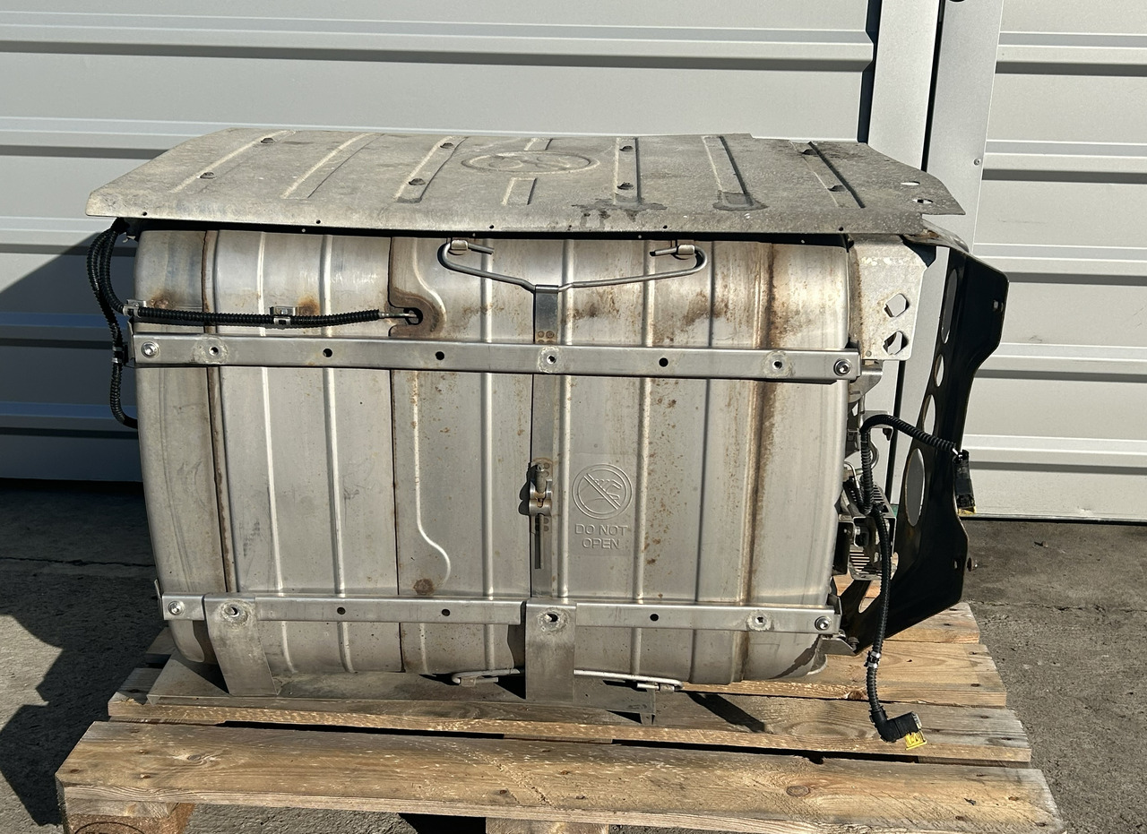 MERCEDES-BENZ ACTROS MP4 DPF CATALYTIC CONVERTER A0084901912 A0094905612 - Convertidor catalítico para Camión: foto 1 MERCEDES-BENZ ACTROS MP4 DPF CATALYTIC CONVERTER A0084901912 A0094905612 - Convertidor catalítico para Camión: foto 1