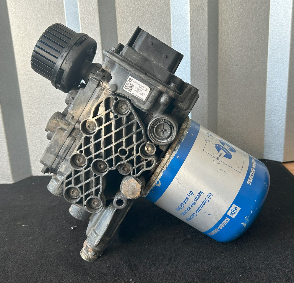 MERCEDES-BENZ ACTROS MP4 EAPU AIR DRYER - Piezas de freno para Camión: foto 3 MERCEDES-BENZ ACTROS MP4 EAPU AIR DRYER - Piezas de freno para Camión: foto 3