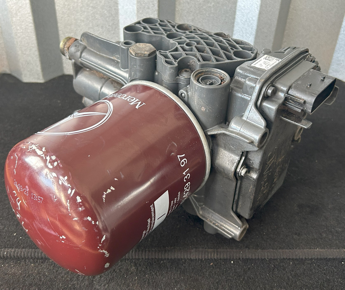 MERCEDES-BENZ ACTROS MP4 EAPU AIR DRYER - Piezas de freno para Camión: foto 5 MERCEDES-BENZ ACTROS MP4 EAPU AIR DRYER - Piezas de freno para Camión: foto 5