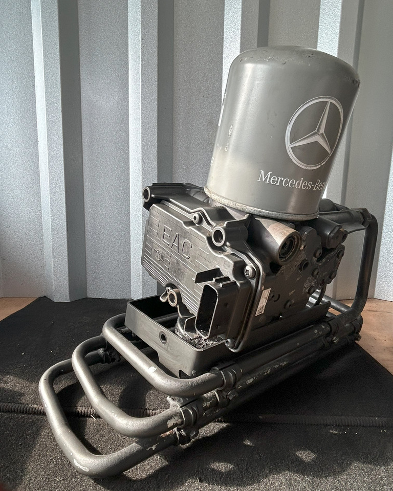 Piezas de freno para Camión MERCEDES-BENZ ACTROS MP4 EAPU AIR DRYER WITH COIL: foto 6