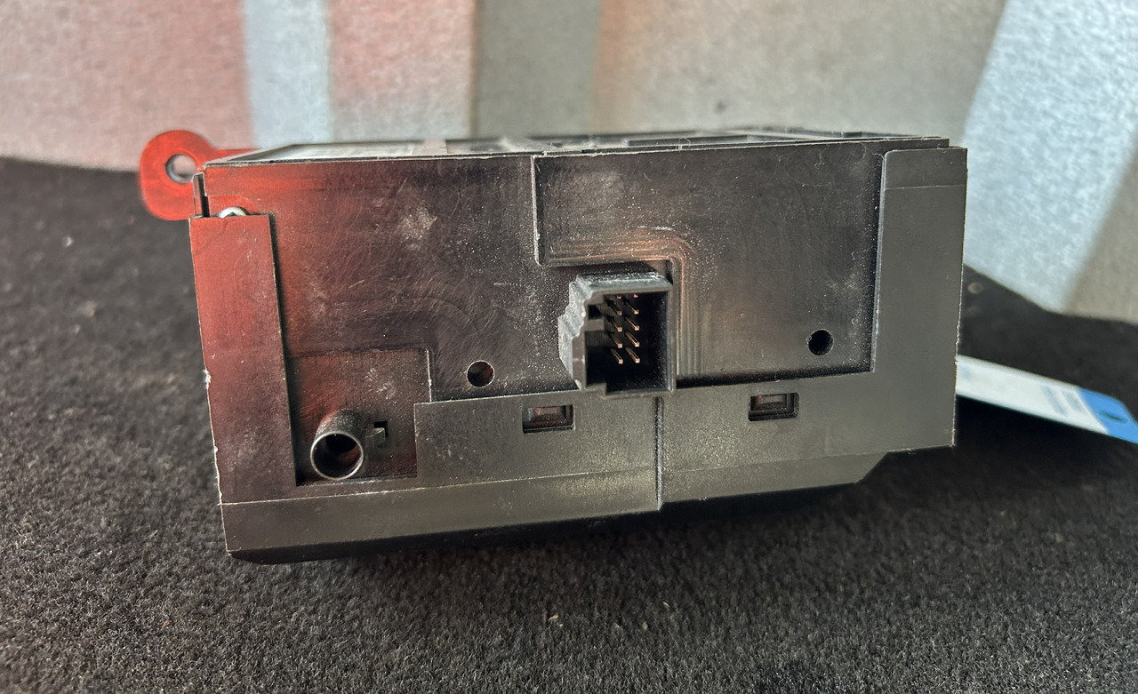 MERCEDES-BENZ ACTROS MP4 START/STOP IGNITION SWITCH - Salpicadero para Camión: foto 4 MERCEDES-BENZ ACTROS MP4 START/STOP IGNITION SWITCH - Salpicadero para Camión: foto 4