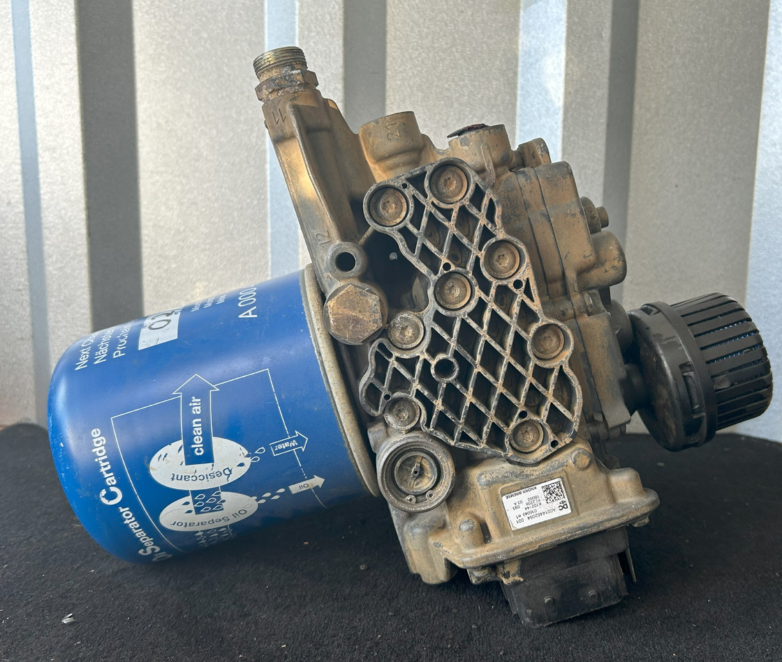 MERCEDES-BENZ AROCS MP4 EAPU AIR DRYER - Piezas de freno para Camión: foto 1 MERCEDES-BENZ AROCS MP4 EAPU AIR DRYER - Piezas de freno para Camión: foto 1