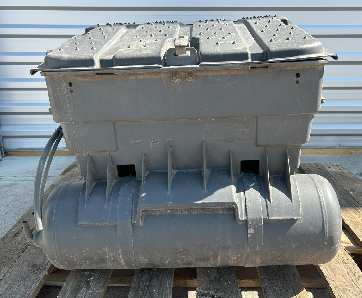 Mercedes AROCS MP4 BATTERY BOX WITH CYLINDERS - Acumulador para Camión: foto 2 Mercedes AROCS MP4 BATTERY BOX WITH CYLINDERS - Acumulador para Camión: foto 2