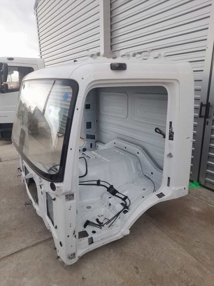 Mercedes-Benz Atego truck - Cabina para Camión: foto 3 Mercedes-Benz Atego truck - Cabina para Camión: foto 3