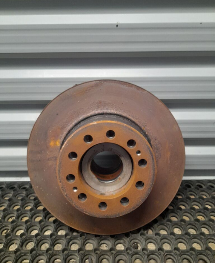 Mercedes-Benz PRZÓD ACTROS MP4 - Cubo para Camión: foto 1 Mercedes-Benz PRZÓD ACTROS MP4 - Cubo para Camión: foto 1