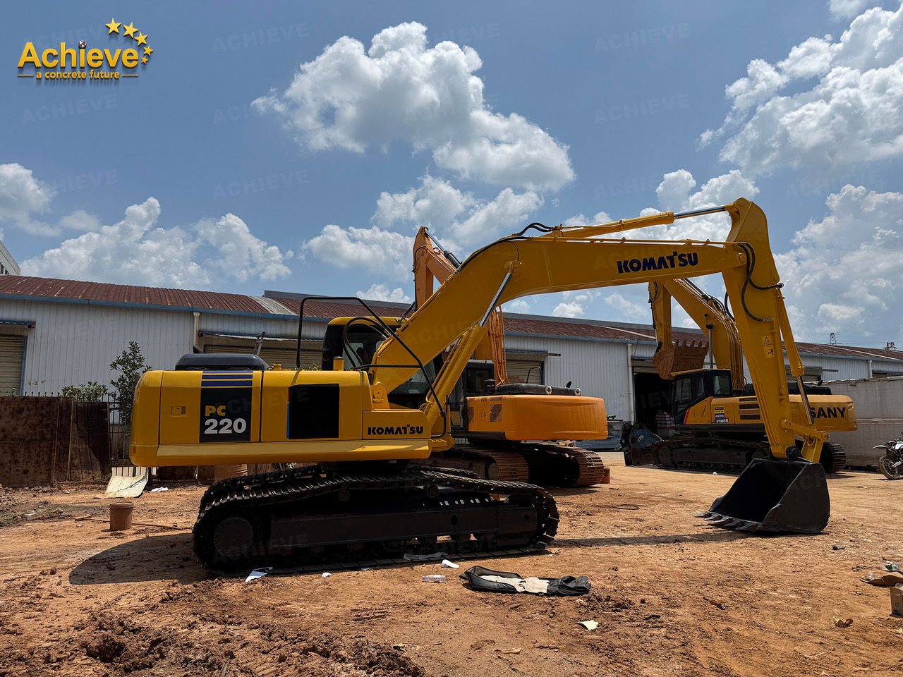 Komatsu PC220-8 1m³ 22tons SAA6D107E-1 110KW 400L【ACHIEVE】 TOP CONDITION!!! - Excavadora de cadenas: foto 2 Komatsu PC220-8 1m³ 22tons SAA6D107E-1 110KW 400L【ACHIEVE】 TOP CONDITION!!! - Excavadora de cadenas: foto 2