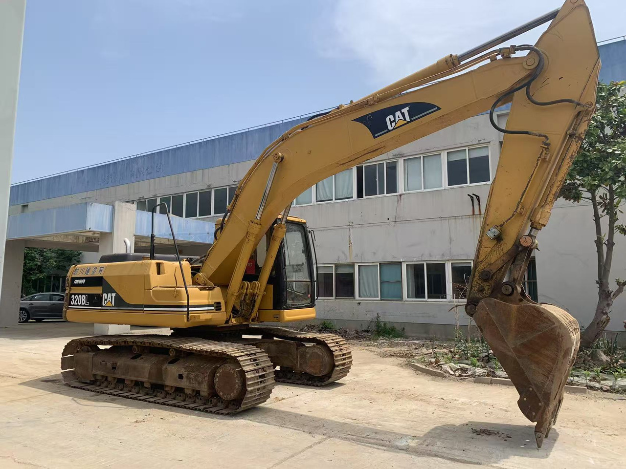 CATERPILLAR Used Excavator 320B, 320BL Japan Origin Construction Machine - Excavadora de cadenas: foto 2 CATERPILLAR Used Excavator 320B, 320BL Japan Origin Construction Machine - Excavadora de cadenas: foto 2
