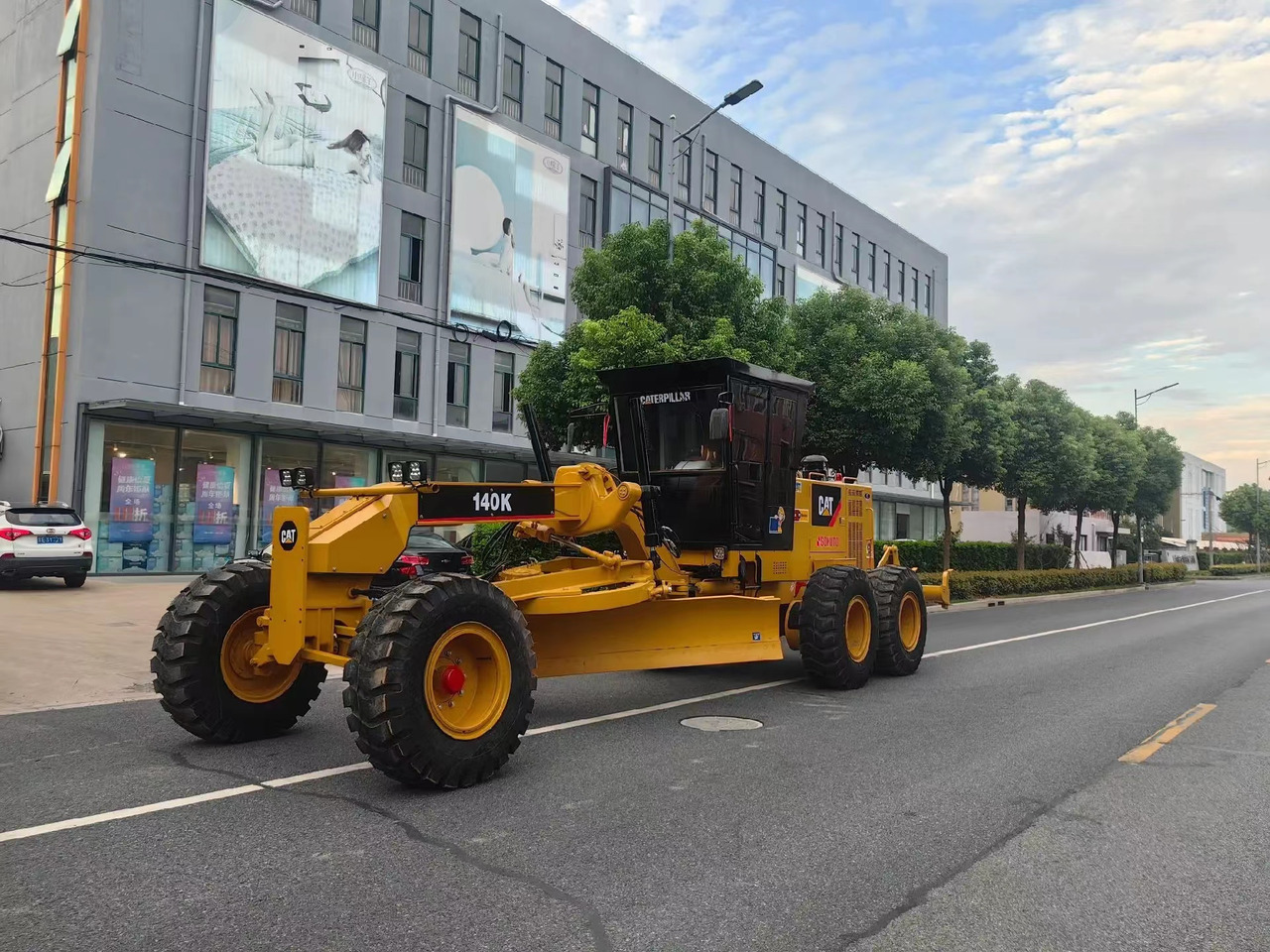 Caterpillar 140K Motor Grader Road Construction Machine - Grader: foto 1 Caterpillar 140K Motor Grader Road Construction Machine - Grader: foto 1