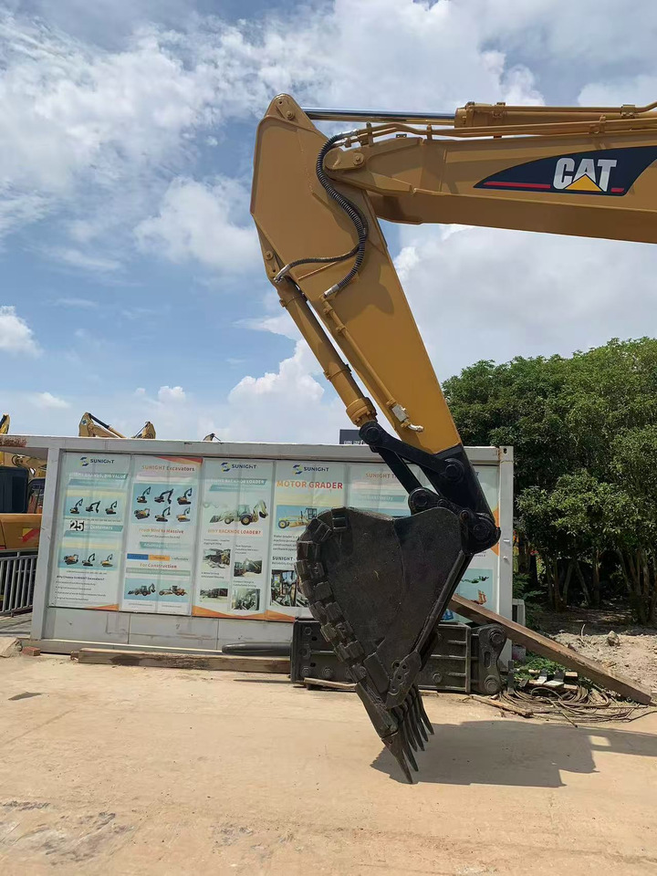 Caterpillar 30 ton Mining Excavator CAT 330B, 330BL - Excavadora de cadenas: foto 4 Caterpillar 30 ton Mining Excavator CAT 330B, 330BL - Excavadora de cadenas: foto 4