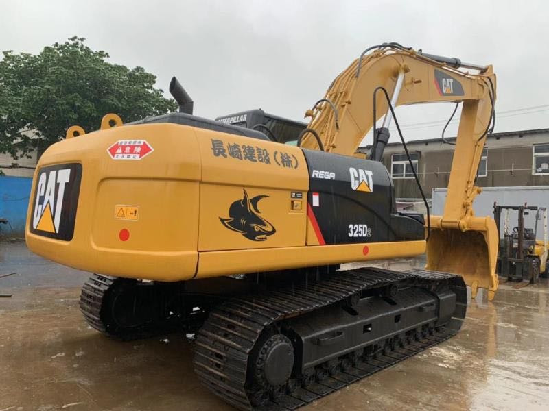 Caterpillar Used Excavator Cheap Price CAT 325D, 325BL Made in Japan - Excavadora de cadenas: foto 4 Caterpillar Used Excavator Cheap Price CAT 325D, 325BL Made in Japan - Excavadora de cadenas: foto 4
