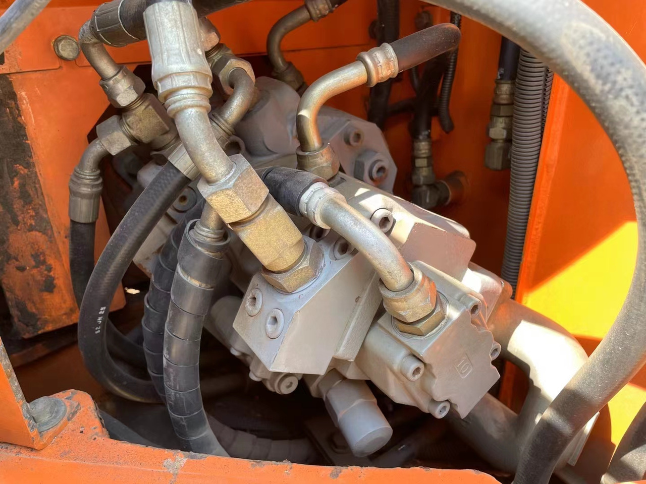 Hitachi Excavator ZX70, ZX75 Mini Excavator Excellent Condition - Excavadora de cadenas: foto 5 Hitachi Excavator ZX70, ZX75 Mini Excavator Excellent Condition - Excavadora de cadenas: foto 5