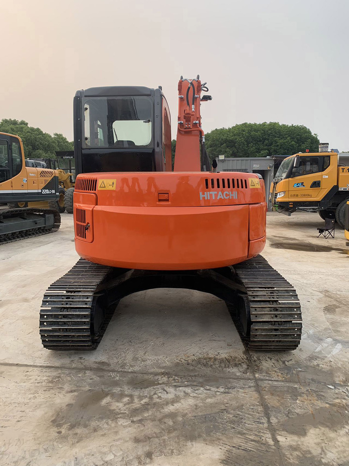 Hitachi Tracked Excavator ZX75 with Blade Dozer - Excavadora de cadenas: foto 4 Hitachi Tracked Excavator ZX75 with Blade Dozer - Excavadora de cadenas: foto 4