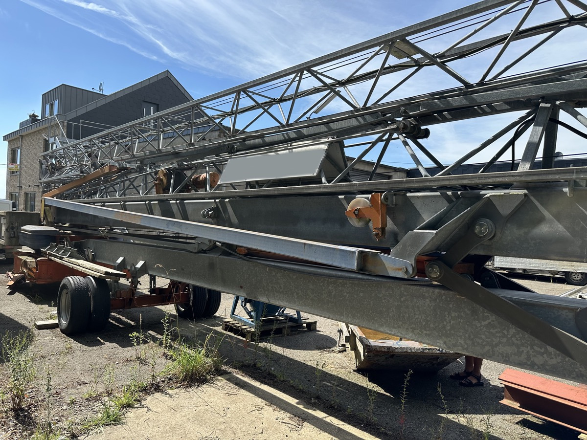 COMEDIL CBR 32 Plus - Grúa automontante: foto 2 COMEDIL CBR 32 Plus - Grúa automontante: foto 2