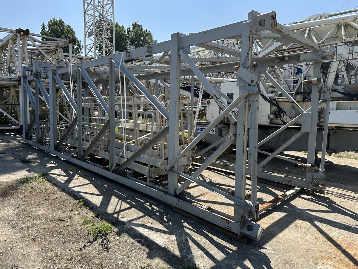 POTAIN T60A telescopic cage - Grúa torre: foto 2 POTAIN T60A telescopic cage - Grúa torre: foto 2