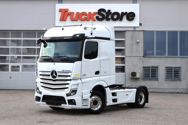 Mercedes-Benz Actros 1853 LS - Cabeza tractora: foto 1 Mercedes-Benz Actros 1853 LS - Cabeza tractora: foto 1