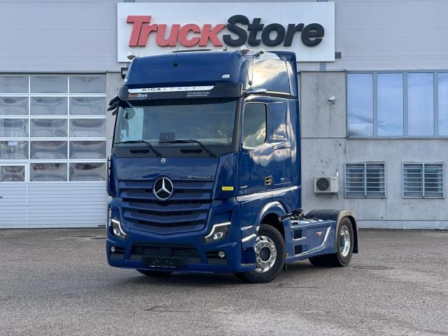 Mercedes-Benz Actros 1853 LS - Cabeza tractora: foto 1 Mercedes-Benz Actros 1853 LS - Cabeza tractora: foto 1
