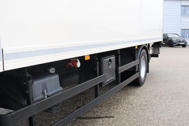 Mercedes-Benz Antos 1824 L - Camión frigorífico: foto 3 Mercedes-Benz Antos 1824 L - Camión frigorífico: foto 3