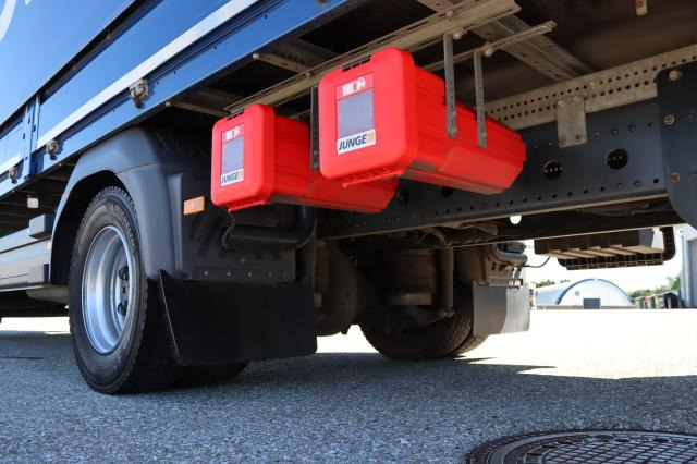 Mercedes-Benz Atego 1224 L - Camión lona: foto 5 Mercedes-Benz Atego 1224 L - Camión lona: foto 5