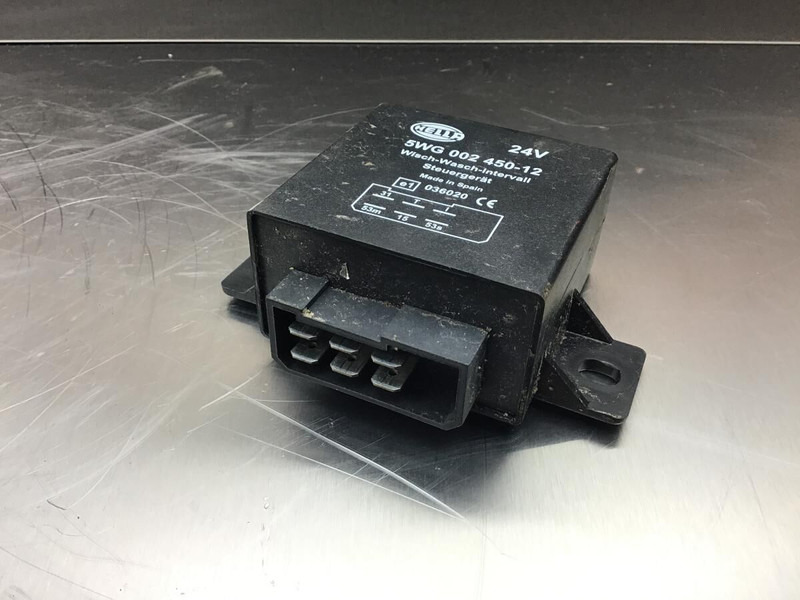 Hella 5WG 002 450-12 - Relé: foto 1 Hella 5WG 002 450-12 - Relé: foto 1