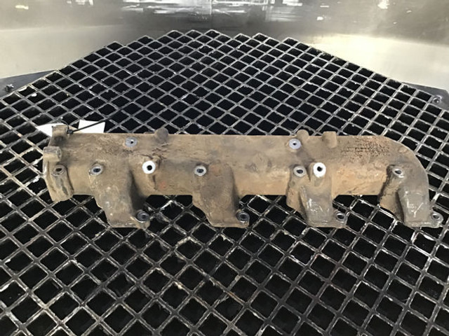 Liebherr Air Intakepipe - Tubo de admisión de aire: foto 5 Liebherr Air Intakepipe - Tubo de admisión de aire: foto 5