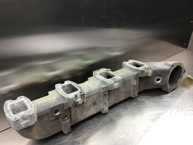 Liebherr Air Suction Pipe - Tubo de admisión de aire: foto 4 Liebherr Air Suction Pipe - Tubo de admisión de aire: foto 4