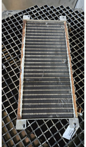 Liebherr Airco Condenser - Pieza de aire acondicionado: foto 2 Liebherr Airco Condenser - Pieza de aire acondicionado: foto 2
