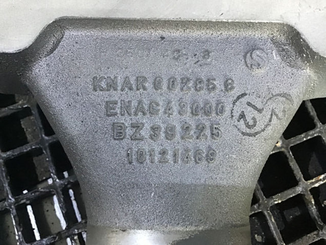 Liebherr Charge Air Cooler - Tubo de admisión de aire: foto 1 Liebherr Charge Air Cooler - Tubo de admisión de aire: foto 1