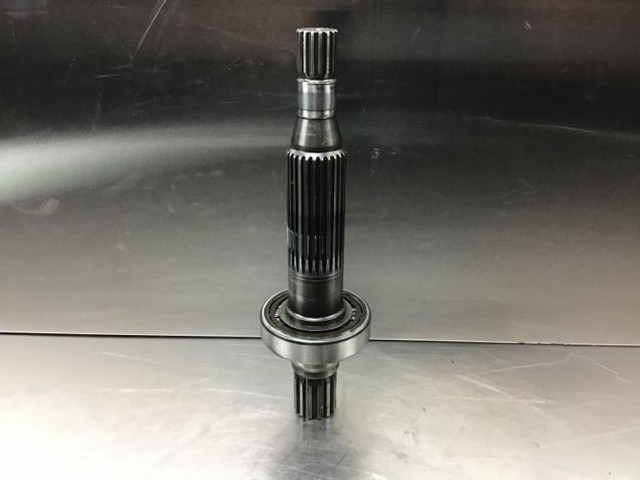 Liebherr Drive Shaft - Eje y piezas: foto 1 Liebherr Drive Shaft - Eje y piezas: foto 1