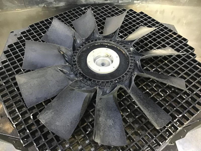 Liebherr Fan Blade - Sistema de refrigeración: foto 5 Liebherr Fan Blade - Sistema de refrigeración: foto 5