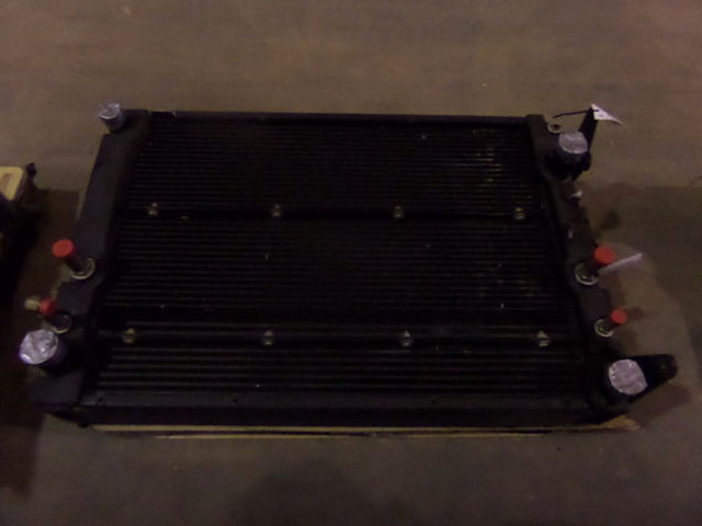 Liebherr Fuelcooler - Radiador: foto 1 Liebherr Fuelcooler - Radiador: foto 1