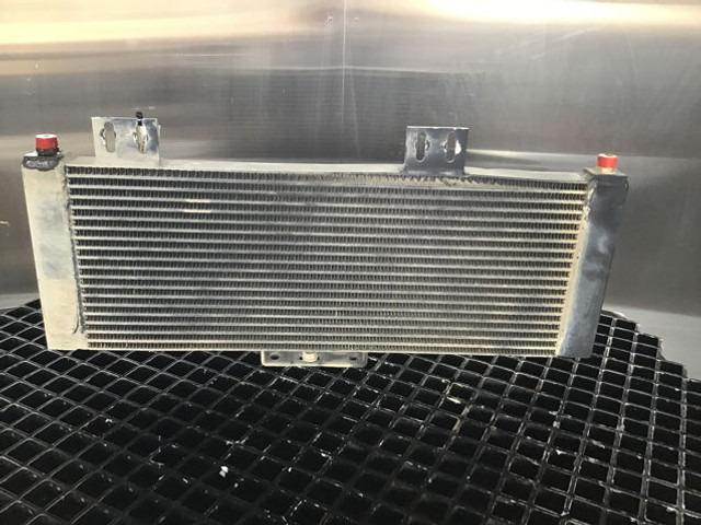 Liebherr Fuelcooler - Radiador: foto 2 Liebherr Fuelcooler - Radiador: foto 2