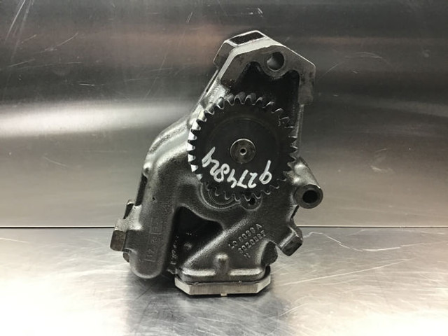 Liebherr Oil Pump - Bomba de aceite: foto 1 Liebherr Oil Pump - Bomba de aceite: foto 1