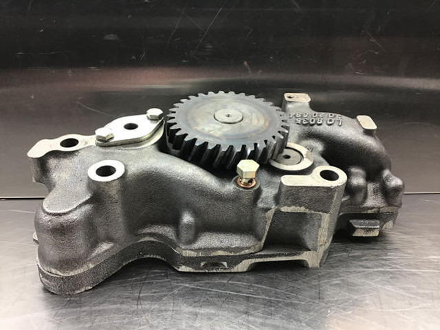 Liebherr Oil Pump - Bomba de aceite: foto 5 Liebherr Oil Pump - Bomba de aceite: foto 5