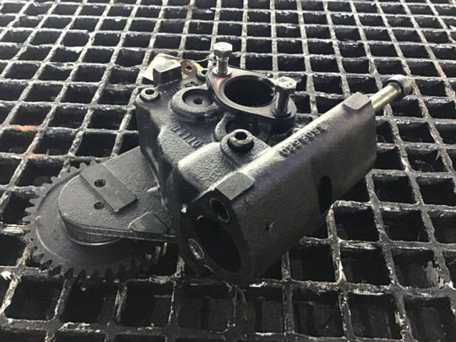 Liebherr Oil Pump - Bomba de aceite: foto 1 Liebherr Oil Pump - Bomba de aceite: foto 1