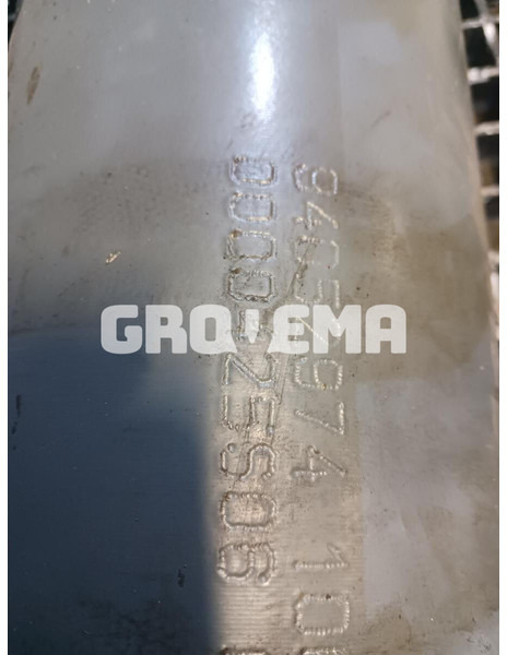 Liebherr R922 LC / R922 NLC / R922 SLC / R922 XLC - Cilindro hidráulico: foto 2 Liebherr R922 LC / R922 NLC / R922 SLC / R922 XLC - Cilindro hidráulico: foto 2