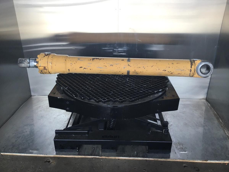 Liebherr R922 Li / R944 / R942 LI / R944B - Cilindro hidráulico: foto 2 Liebherr R922 Li / R944 / R942 LI / R944B - Cilindro hidráulico: foto 2