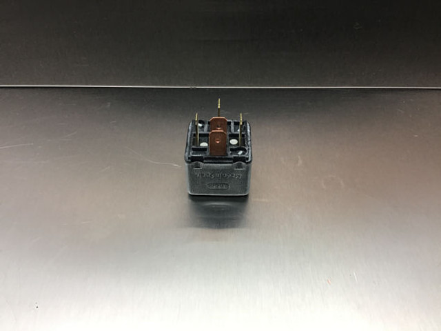 Liebherr Relay - Relé: foto 3 Liebherr Relay - Relé: foto 3