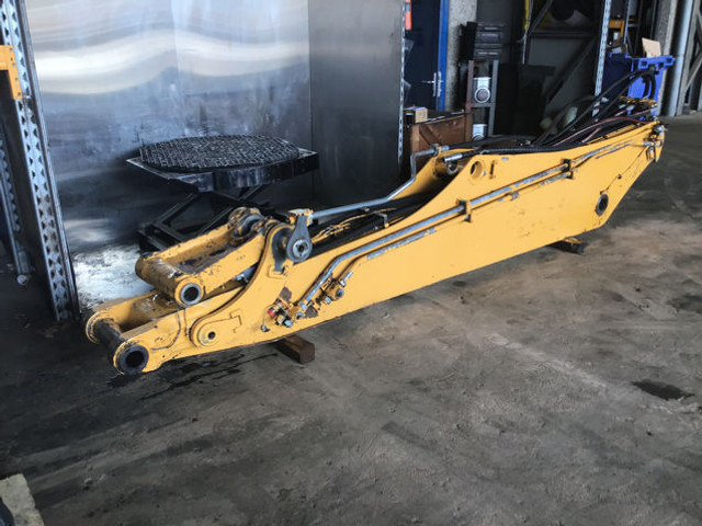 Liebherr Stick 3,9 M - Carrocería y exterior: foto 2 Liebherr Stick 3,9 M - Carrocería y exterior: foto 2