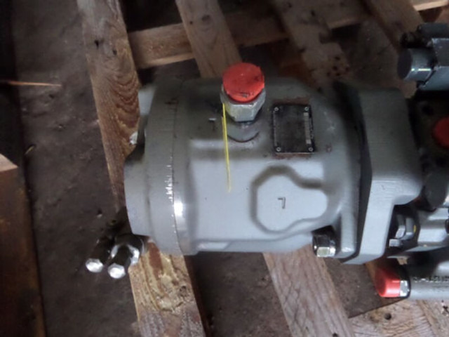 Rexroth A10V071 - Motor y piezas: foto 1 Rexroth A10V071 - Motor y piezas: foto 1