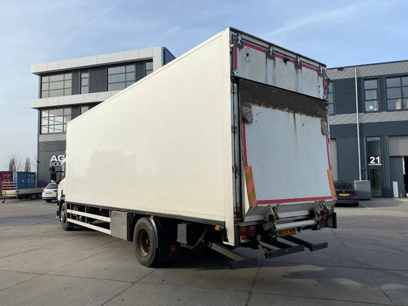 Scania P310 Frigo Closed Box / Euro 4 / Semi- Automatic - Camión caja cerrada: foto 4 Scania P310 Frigo Closed Box / Euro 4 / Semi- Automatic - Camión caja cerrada: foto 4