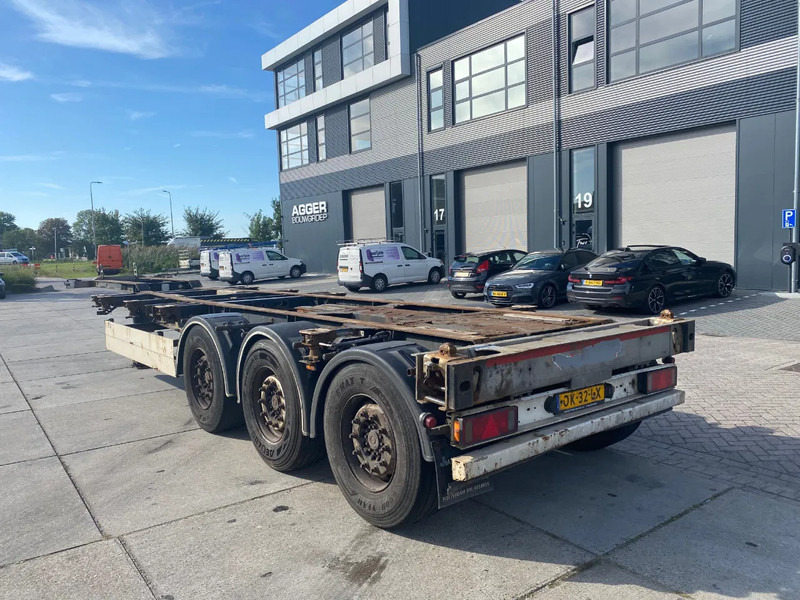 Schmitz Cargobull SCF 24 Chassis / SAF + Disc / 2x Extendable / Lift Axle - Semirremolque portacontenedore/ Intercambiable: foto 3 Schmitz Cargobull SCF 24 Chassis / SAF + Disc / 2x Extendable / Lift Axle - Semirremolque portacontenedore/ Intercambiable: foto 3