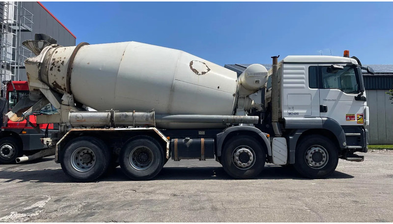 MAN TGS 35.360 LIEBHERR 9M3 - Camión hormigonera: foto 4 MAN TGS 35.360 LIEBHERR 9M3 - Camión hormigonera: foto 4