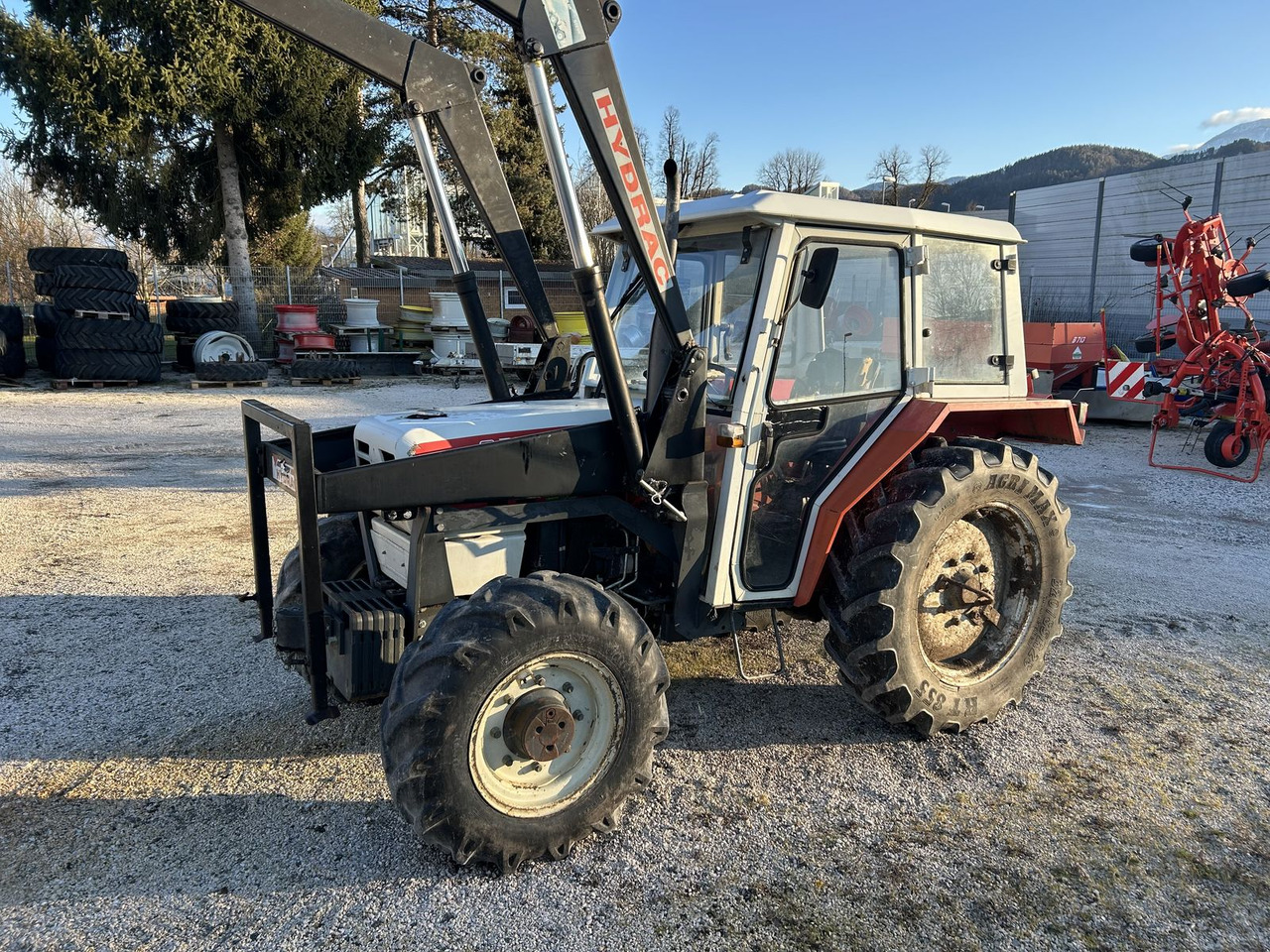Steyr Steyr 8055 a - Tractor: foto 1 Steyr Steyr 8055 a - Tractor: foto 1