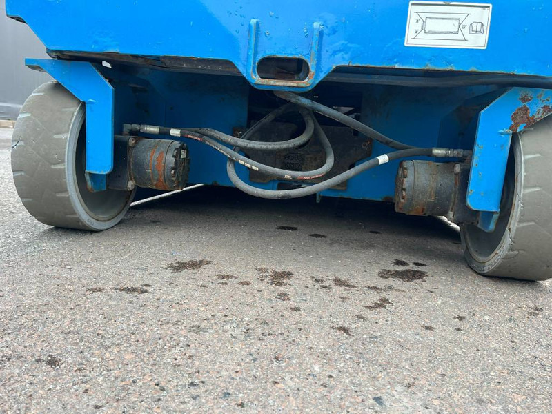 Plataforma de tijeras Genie GS 2646: foto 17 Plataforma de tijeras Genie GS 2646: foto 17