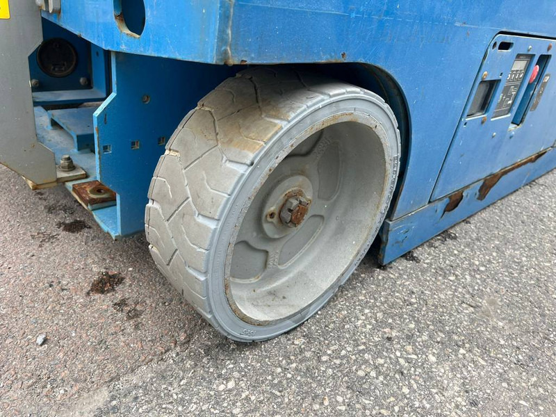 Plataforma de tijeras Genie GS 2646: foto 19 Plataforma de tijeras Genie GS 2646: foto 19