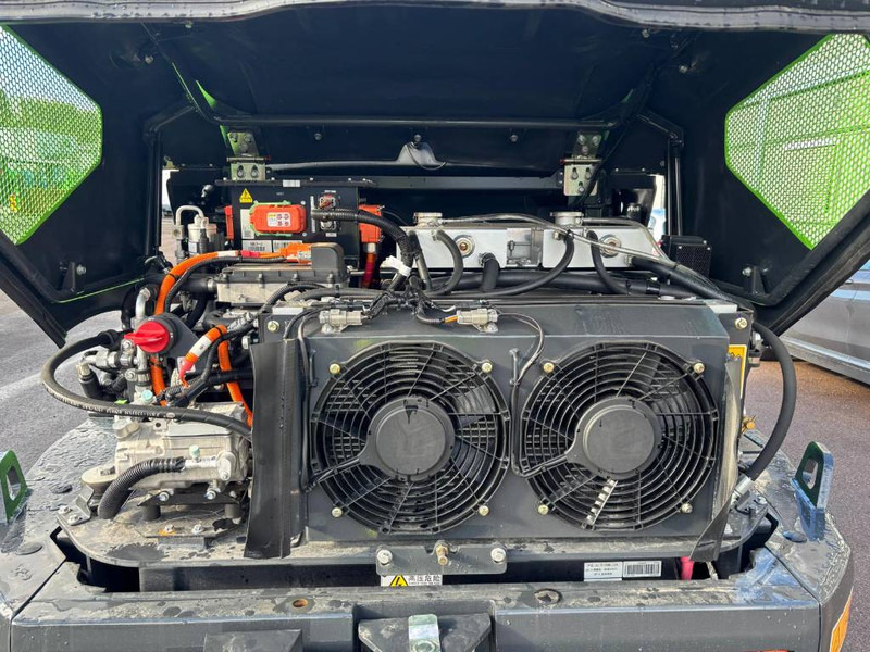 Cargadora de ruedas LIUGONG 820 TE Electric: foto 16 Cargadora de ruedas LIUGONG 820 TE Electric: foto 16